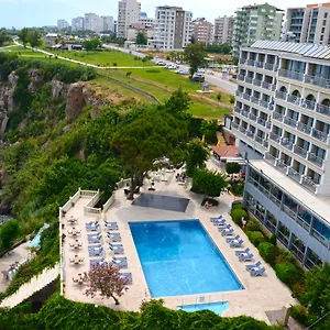 3* Hotell Lara