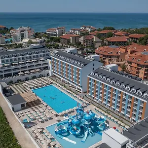 Arcanus Trendline Side Hotel