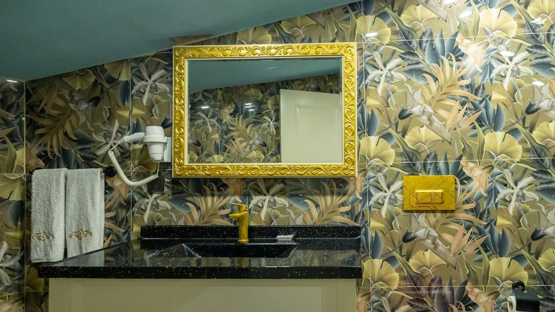 Can Adalya Palace Hotel Antalya